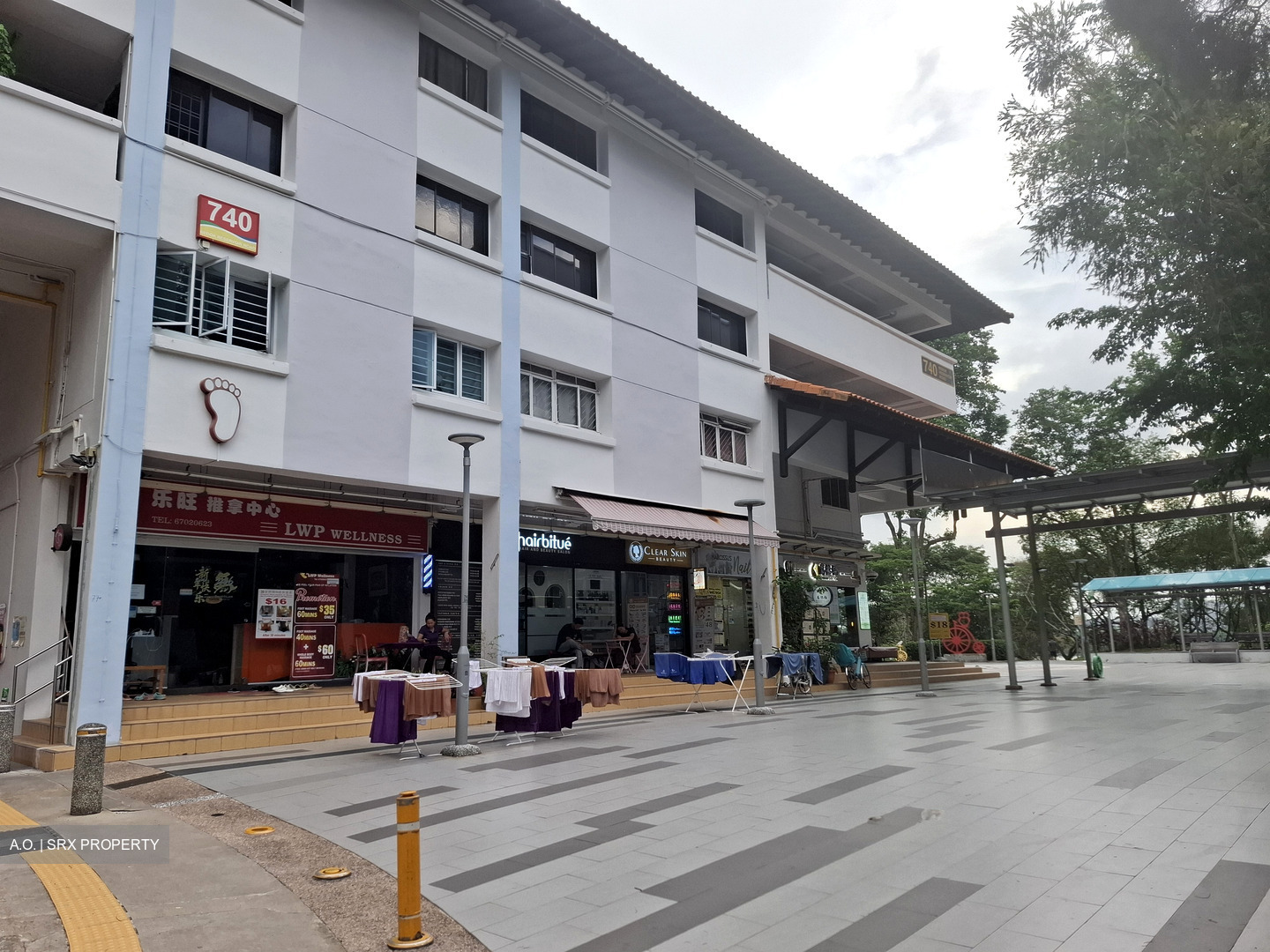 Bedok Reservoir Road (D16), Shop House #588228291